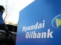 Jaksa meminta surat perintah penangkapan bagi karyawan HD Hyundai Oilbank dalam penyelidikan kolusi harga bahan bakar
