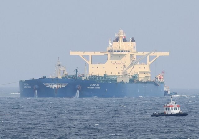 Kapal lain yang dioperasikan Korea Selatan melewati Selat Hormuz
