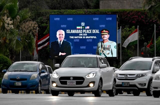 Kesepakatan sementara AS-Iran membuat nasib program nuklir Teheran masih perlu