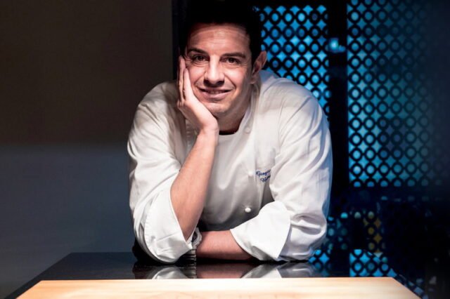 Koki Italia berbintang Michelin menawarkan canape matahari terbenam yang eksklusif