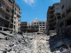 Lebanon mengatakan serangan Israel di selatan menewaskan lima orang dan melukai staf rumah sakit