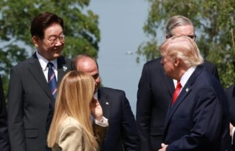 Lee meminta Trump untuk memimpin penyelesaian masalah Korea Utara pada pertemuan G7