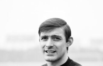 Legenda Chelsea Bobby Tambling meninggal dunia pada usia 84 tahun