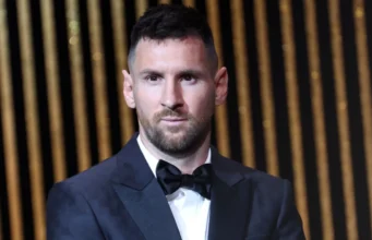 Lionel Messi menjadi pesepakbola ketiga yang memenangkan Hadiah Olahraga Princesa de Asturias