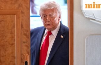 Mahkamah Agung AS memberikan pukulan telak bagi Trump atas surat suara yang masuk