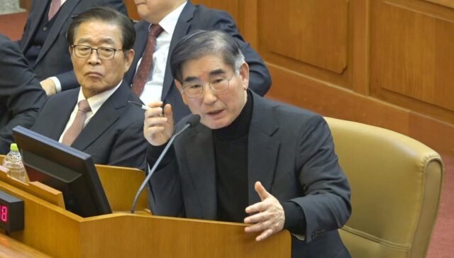 Mantan menteri pertahanan dijatuhi hukuman karena dugaan upaya memprovokasi Korea