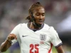 Mengapa Djed Spence dari Inggris menggunakan masker pelindung saat pertandingan Piala Dunia 2026 melawan Ghana?