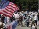 Mengapa pengunjuk rasa Korea mengibarkan bendera Amerika?