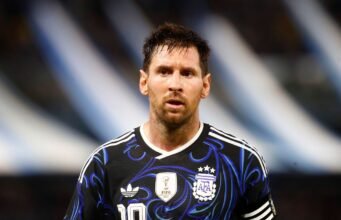 Messi kembali mencetak gol saat Argentina mengalahkan Jordan dan mencetak rekor baru Piala Dunia