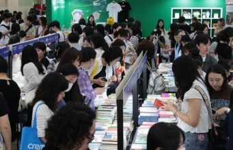 Pameran Buku Internasional Seoul dibuka di tengah booming teks-hip
