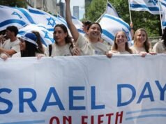 Para menteri Israel yang mendukung pembersihan etnis warga Palestina bergabung dalam parade di New York