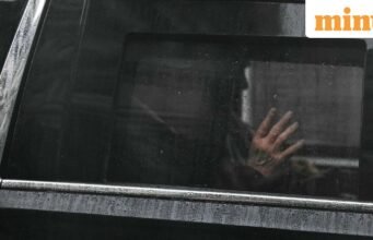 Pertarungan pemilu AS semakin intensif karena pengadilan memblokir perombakan aturan pemungutan suara Donald Trump | Apa yang kita ketahui sejauh ini