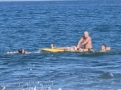 Peselancar asing menemukan wanita hilang mengambang di pantai Masceti di Gianyar