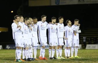 Prediksi Ukuran Gigitan: Oakleigh vs