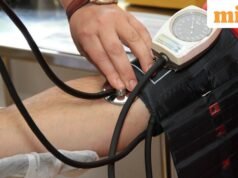 Pusat menawarkan perizinan yang lebih cepat untuk meningkatkan produksi perangkat medis