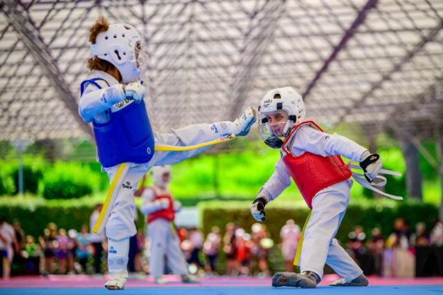 Roma menjadi tuan rumah dua turnamen taekwondo, menggabungkan festival pemuda