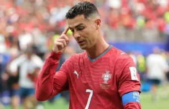 ‘Saat kami mencari gol, Cristiano harus ada di lapangan’: Pelatih Portugal Martinez mendukung Ronaldo setelah hasil imbang DR Kongo
