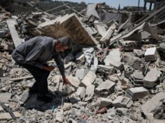 Serangan Israel menewaskan tiga warga sipil di Gaza tengah
