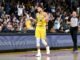 Stephen Curry menandatangani kontrak bersejarah 10 tahun dengan Li-Ning setelah keluarnya Under Armour