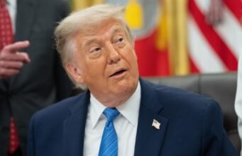 Trump membatalkan serangan AS terhadap Iran, dengan alasan kemajuan dalam negosiasi