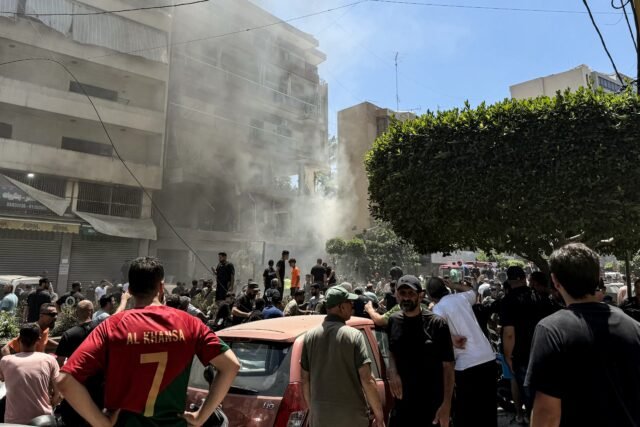 Trump mengatakan serangan Israel ke Beirut 'seharusnya tidak terjadi'