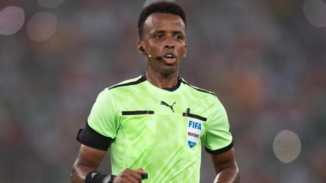 UEFA mempercayakan final Piala Super kepada wasit Somalia Omar Artan