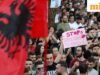 Warga Albania memprotes pembangunan resor senilai $1,6 miliar yang dilakukan menantu Trump, Jared Kushner, di dekat habitat flamingo