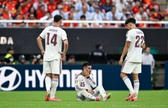 Sementara Spanyol menyempurnakan senjatanya, pertahanannya bersinar