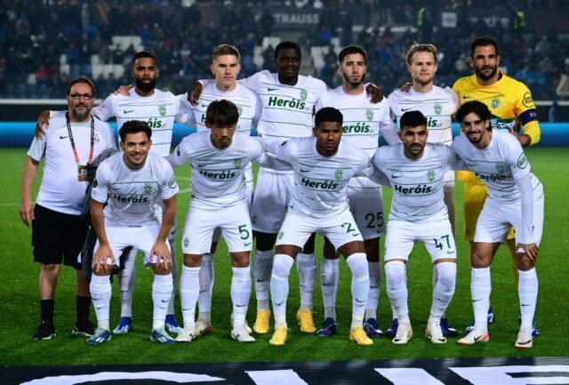 Gelandang berpengalaman menarik minat Leeds dan League One
