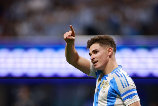 Julian Alvarez mencetak gol luar biasa untuk Argentina di perpanjangan