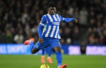 Manchester United mengincar kembali ke tujuan utama musim panas lalu