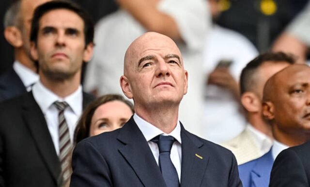 Gianni Infantino mengonfirmasi FIFA akan membahas perluasan Piala Dunia menjadi