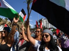 Di awal revolusi Tunisia, kemarahan berubah menjadi sikap apatis. Lalu Gaza datang