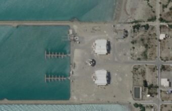 AS Melanjutkan Blokade Pelabuhan Iran, Sementara Trump Mencabut Usulan Biaya Pengiriman Hormuz