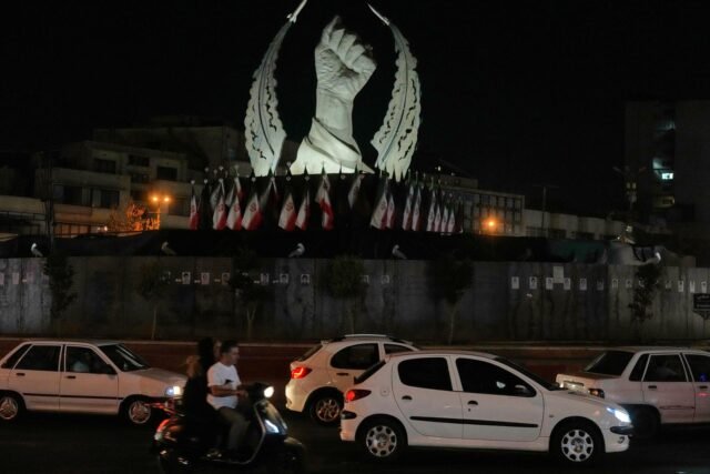 AS menyerang Iran sebagai respons atas kematian tentara ketika Israel