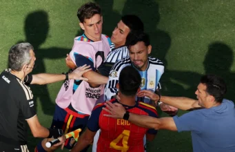 Argentina menghadapi potensi sanksi ketika FIFA membuka tinjauan disipliner terhadap pertandingan final Piala Dunia melawan Spanyol