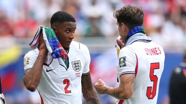 Arsenal menganggap John Stones dan Ezri Konsa sebagai calon pengganti