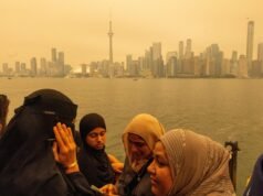 Asap dari kebakaran hutan di Kanada mencekik Toronto, mengancam kota-kota di AS