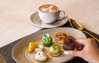 Bali Dessert Week menghadirkan cita rasa Indonesia pada seni baking di Roso Restaurant