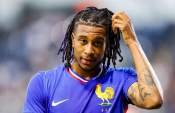 Bayern Munich yakin Michael Olise akan bertahan meski ada rumor dari Real Madrid