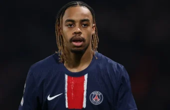 Bradley Barcola mendekati kepergian PSG ketika Liverpool dilaporkan mempersiapkan pembicaraan transfer setelah menyetujui persyaratan pribadi