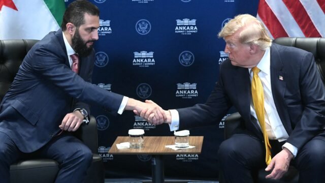 “Bumi sedang bergerak”: Trump memulai proses untuk menghapus Suriah dari