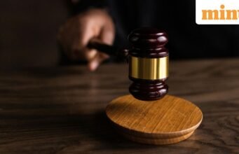 Center menunjuk Hakim Yogesh Khanna sebagai ketua sementara NCLAT selama tiga bulan