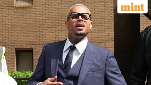 Chris Brown mengaku bersalah atas serangan klub malam London tahun