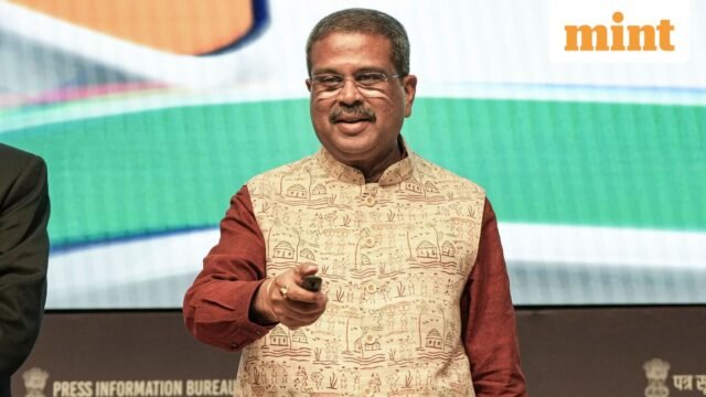 'Dharmendra Pradhan Zindabad': Mantan Menteri Pendidikan Persatuan mendapat sambutan pahlawan