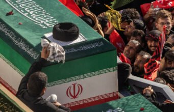 Di dalam pemakaman Khamenei: mengungkap momen-momen dari seminggu berkabung
