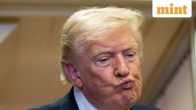 Donald Trump menolak menandatangani rancangan undang-undang keterjangkauan perumahan yang disetujui