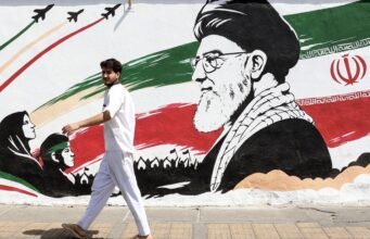 Hanya satu dari tiga orang Amerika yang mendukung perang di Iran, menurut sebuah jajak pendapat, dan sebagian besar tidak yakin dengan tujuan Trump.