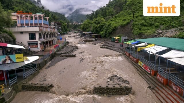 Hujan di Uttarakhand memicu risiko banjir bandang di Dehradun: sungai