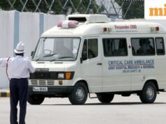 India sedang merombak jaringan ambulans publiknya dan mengenakan denda besar atas keterlambatan dan pelayanan yang buruk.